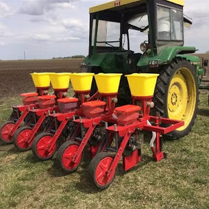 Sembradoras de Maíz de Alta Calidad de 40HP a 50HP y 5 Filas en Venta - Product Image 1