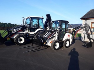 รถแบคโฮล้อเดอร์ขนาดเล็ก Hidromek HMK 62SS ประสิทธิภาพสูง พร้อมรถตักขนาดเล็ก สำหรับงานก่อสร้าง ราคาถูก - Product Image 5