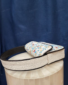 Sac à main indien entièrement artisanal avec poignée supérieure florale perlée, pochette de luxe faite à la main pour femmes, sac à main pour mariage, soirée - Product Image 3