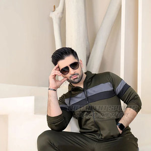 Ensemble de survêtement pour homme, couleur unie, finition lisse et coutures solides, survêtement moderne pour homme - Product Image 3