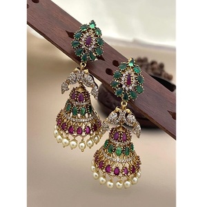 Pendientes de lujo con acabado dorado, pendientes de fantasía de chispa de circón, pendientes de mujer para ropa de fiesta, accesorios de moda con piedra de circón - Product Image 1