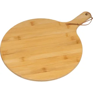 Planche à découper en bambou personnalisée JOHANNES, gadgets de cuisine sur mesure - Product Image 1