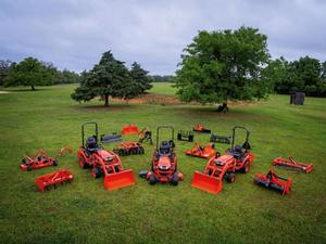 Tractor de Ruedas Usado Kubota BX2380 para Granjas con Componentes Principales: Motor, Bomba de Engranajes, Caja de Cambios - Product Image 4