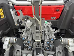 รถแทรกเตอร์4WD 8S.265แมสซีย์เฟอร์กูสัน70HP 2024ล้อพร้อมปั๊มกระปุกเกียร์เครื่องยนต์ - Product Image 6