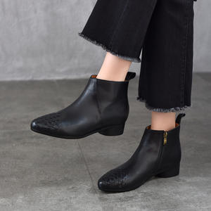 Bottines à talon chaton pour <span class=keywords><strong>femme</strong></span>, bottes décontractées à talon bas et bout pointu pour le bureau, bottes espadrilles compensées pour <span class=keywords><strong>femme</strong></span> - Product Image 1