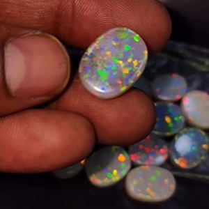 16 pièces de doublet d'opale naturelle avec feu 12mm à 18mm Cabochon ovale 151 Cts Lot Iroc ventes opale pierres précieuses cabine US $121 pour tous - Product Image 2