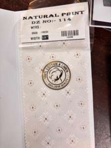 Venta al por mayor 100% algodón peinado impreso tela sarga tejido para hombres y mujeres camisas y vestidos - Product Image 5