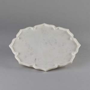 Plateau en marbre artisanal, idéal pour la décoration élégante de la maison, la mise en scène de table basse et comme option cadeau haut de gamme - Product Image 4