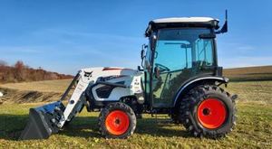 Tracteur Bobcat CT2540CH 40HP 4WD avec chargeur frontal - Product Image 3