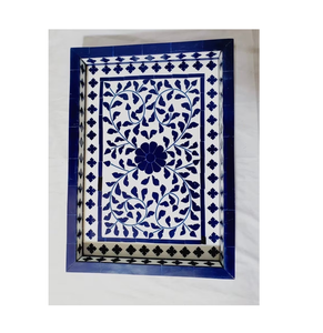 Bandeja de mármol hecha a mano de la mejor calidad al por mayor con mango de metal bandeja para servir con incrustaciones de hueso a la venta - Product Image 2