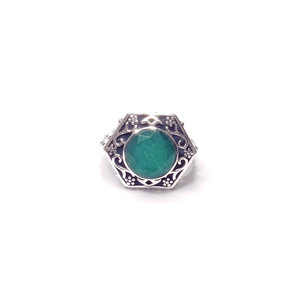 Anillo Esmeralda Tranquil (6.2 Gramos) Oro de 18K y Chapado en Oro Rosa, con Engaste Moderno, Regalo para Niños - Product Image 1
