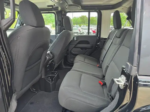 MEJOR OFERTA Usado 2021 Wrangler Sahara Personalizable OEM Disponible en volante a la izquierda para la venta - Product Image 3