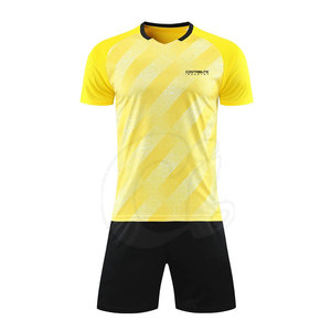 Meilleure vente à bas prix, uniforme de football en tissu souple, uniforme de football à manches courtes - Product Image 1