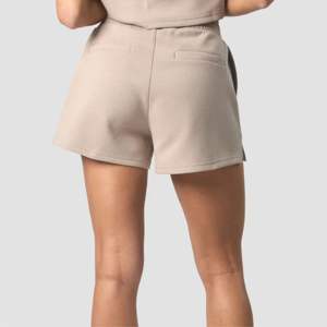 Pantalones cortos de mezclilla de cintura alta para mujer: elegantes y cómodos, perfectos para ropa informal y atuendos de verano - Product Image 4