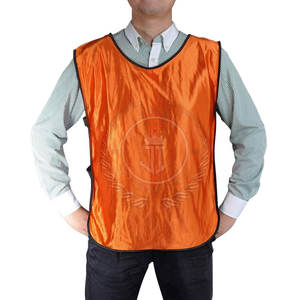 Veste d'entraînement de football pour hommes en gros d'usine, personnalisée, respirante, séchage rapide, 100% polyester, veste en maille - Product Image 1