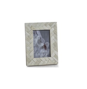 Cadre photo rectangulaire en bois durable et écologique, incrusté d'os antique, fait à la main, qualité export, idéal pour offrir en cadeau - Product Image 2