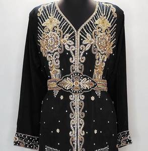 Caftan marocain noir personnalisé de la meilleure qualité, élégant et modeste, vêtements traditionnels pour les femmes, hijab respirant et résistant au soleil fabriqué en inde - Product Image 2