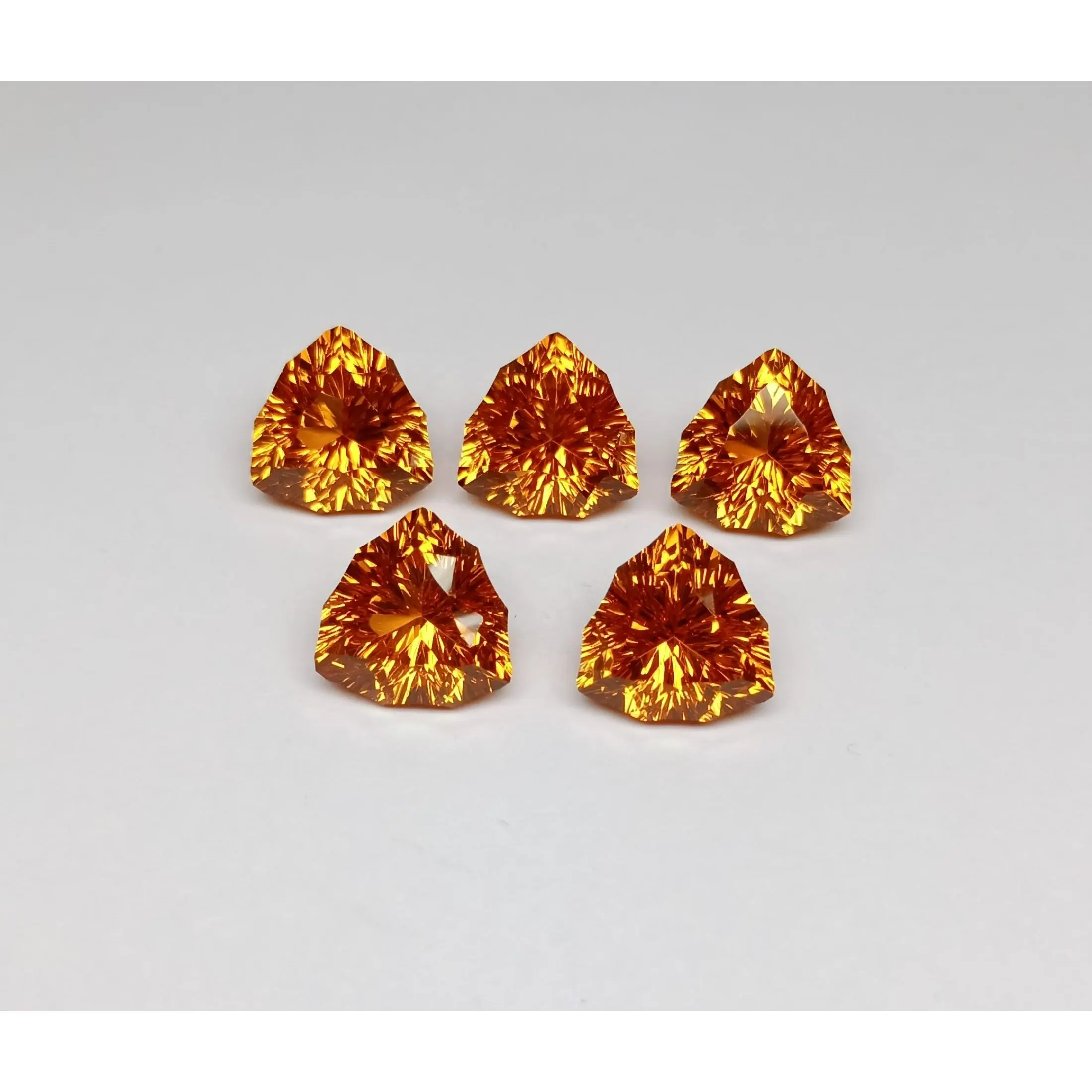 Hot Selling Product 13mm Size Fancy Trillion Shape Lab Created Lab Grown Citrine Gemstone Special Design Concave Cut Gemstone