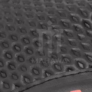 2025 New Arrival High Quality Leather Goalkeeper Football Gloves Custom Design for Adult <b>Outdoor</b> Usage Waterproof Non-Slip <b>Hook</b> - Product Image 5