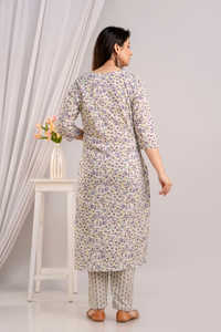 ชุดคุर्ตาผ้าฝ้ายพิมพ์ลายดอกไม้สำหรับผู้หญิง พร้อมกางเกงและผ้าคลุมไหล่ แขน 3/4 สำหรับงานปาร์ตี้ฤดูร้อน ชุดสلوارผ้าฝ้ายสไตล์อินเดียที่สวยงาม - Product Image 6