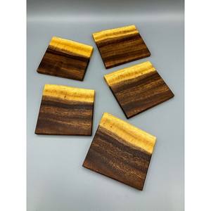 Dessous de verre personnalisés de qualité supérieure Les sous-verres de la collection Golden Résine de haute qualité personnalisable pour la maison et le bureau - Product Image 5