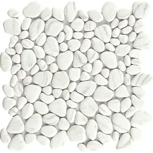 Cina Foshan 300*300 Bianco Cararra Pebble tessere di mosaico di vetro riciclato