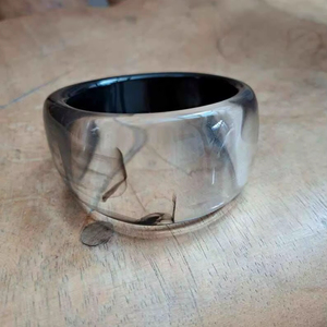 กำไลและสร้อยข้อมือเรซิ่นสำหรับผู้หญิง คอลเลคชั่นใหม่ เครื่องประดับสไตล์นางฟ้าสำหรับงานปาร์ตี้และงานแต่งงาน คุณภาพสูง - Product Image 1