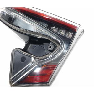 FEU STOP ARRIÈRE DROIT INTEGRÉ À LA PORTE TOYOTA C-HR Hybride 81580-F4021 (16>23) - Product Image 3