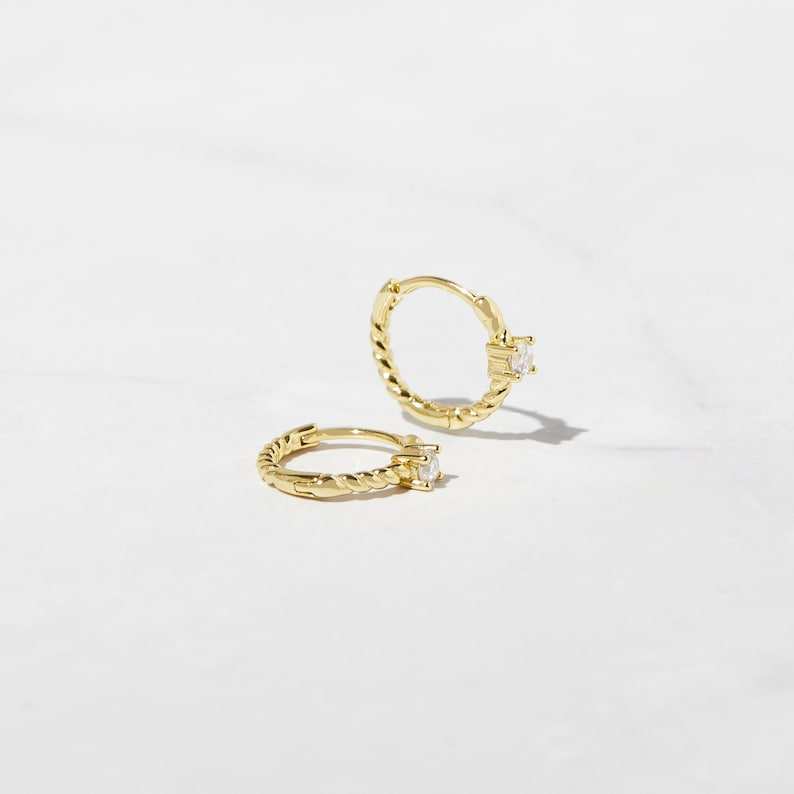 ตามการแสดง