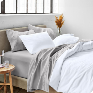 Vente en gros de draps d'hôtel blancs de style simple Linge de lit de taille personnalisée Draps de lit en polyester/coton Ensemble de linge de lit tissé pour hôtels - Product Image 5