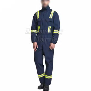 Uniformes de Trabajo Ergonómicos con Diseño de Movimiento para Personal de Línea de Ensamblaje y Servicio Técnico - Product Image 2