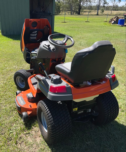 Tondeuse autoportée Husqvarna d'occasion, 48 pouces de coupe, à vendre – Fournisseur de tracteurs de jardin, expédition immédiate - Product Image 2