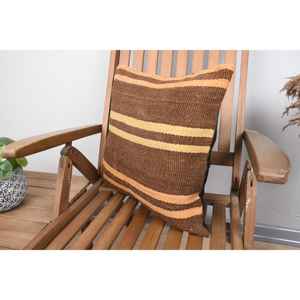 Oreiller en laine Kilim beige 18x18 pouces oreiller d'accent de luxe motif moelleux Vintage plume d'impression rustique pour la literie de noël - Product Image 3