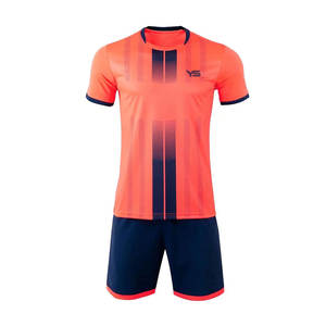 ชุดเสื้อซ้อมฟุตบอลชายชุดเสื้อใส่ฝึกซ้อมแบบระเหิดชุดฝึกซ้อมแบบกลับด้านได้สีฟ้าสีชมพูงานปรับแต่งได้ - Product Image 1