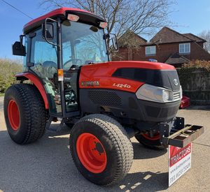 Tractor japonés usado KUBOTA Tractores agrícolas 70HP 95HP 100HP 130HP 4x4 Tractor de ruedas - Product Image 2
