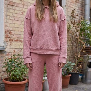 Ensemble sweat-shirt et pantalon oversize en coton texturé rose poudré vintage à bords bruts pour femmes, style bohème streetwear - Product Image 6