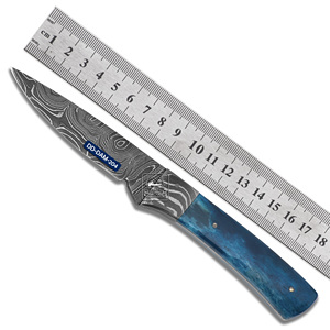 Cuchillo de caza personalizable hecho a mano, hoja de acero damasco teñida, mango de hueso de camello, cuero de vaca, grabado con láser - Product Image 1