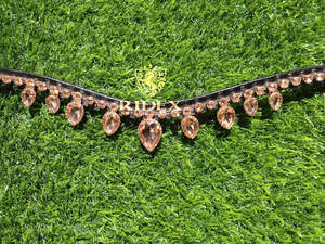 Bandeau de tête en cuir orné de pierres dorées et de cristaux, de haute qualité, tailles personnalisables, prix de gros, par ADEEFA Designer. - Product Image 4