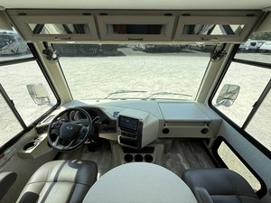 Caravanes de voyage modèle T-h-o-r Wind sport 34J d'occasion 2023 - Product Image 4