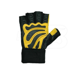 Guantes de gimnasio flexibles para todos los niveles de fitness y tipos de entrenamiento Guantes de fitness sin dedos hechos en Pakistán - Product Image 4