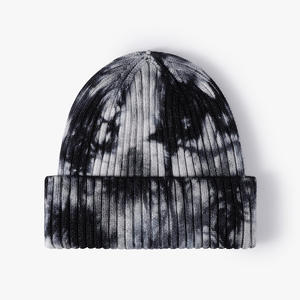 Vente en gros de produits de broderie de haute qualité Bonnets d'hiver tricotés en jacquard souple de luxe avec logo personnalisé - Product Image 1