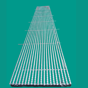 Pisos acanalados galvanizados por inmersión en caliente más vendidos del fabricante de Vietnam Nueva condición Equipo de cría de cerdos para cerdos - Product Image 1