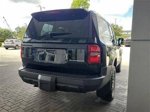 Nuevo/USADO NEGRO 2025 TOYOTA LAND CRUISER PRADO 360 Cámara Trasera Capacidad de Carga 31-40T Emisión Diésel/GAS Automático - Product Image 6