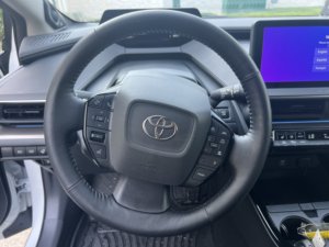 Toyota Prius Limited 2024 Usado en Buen Estado - Product Image 4