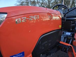 Tractor Compacto de Ruedas Kubota B2-261 de Alta Calidad, Año 2023, con 95 Horas, Nuevo y Usado, a Precio Accesible - Product Image 5