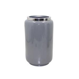 Florero de metal de diseño premium con base para Decoración de mesa de eventos de boda Centros de mesa con acabado gris - Product Image 1