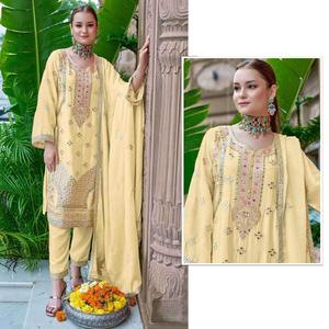 Ropa exterior de mujer de calidad superior Salwar Kameez paquistaní para ropa de oficina y fiesta disponible en cantidad a granel - Product Image 1