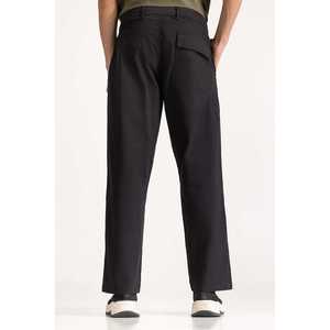 Tela de Lona Negra MN-TRC-WS24-009B con Patrón Recto - Product Image 3