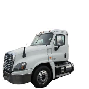 Camiones Volquete Usados Freightliner Cascadia 125 - Product Image 1