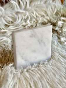 Ensemble de dessous-de-verre en marbre Carrara blanc carré, dessous-de-verre en pierre naturelle pour boissons - Product Image 6